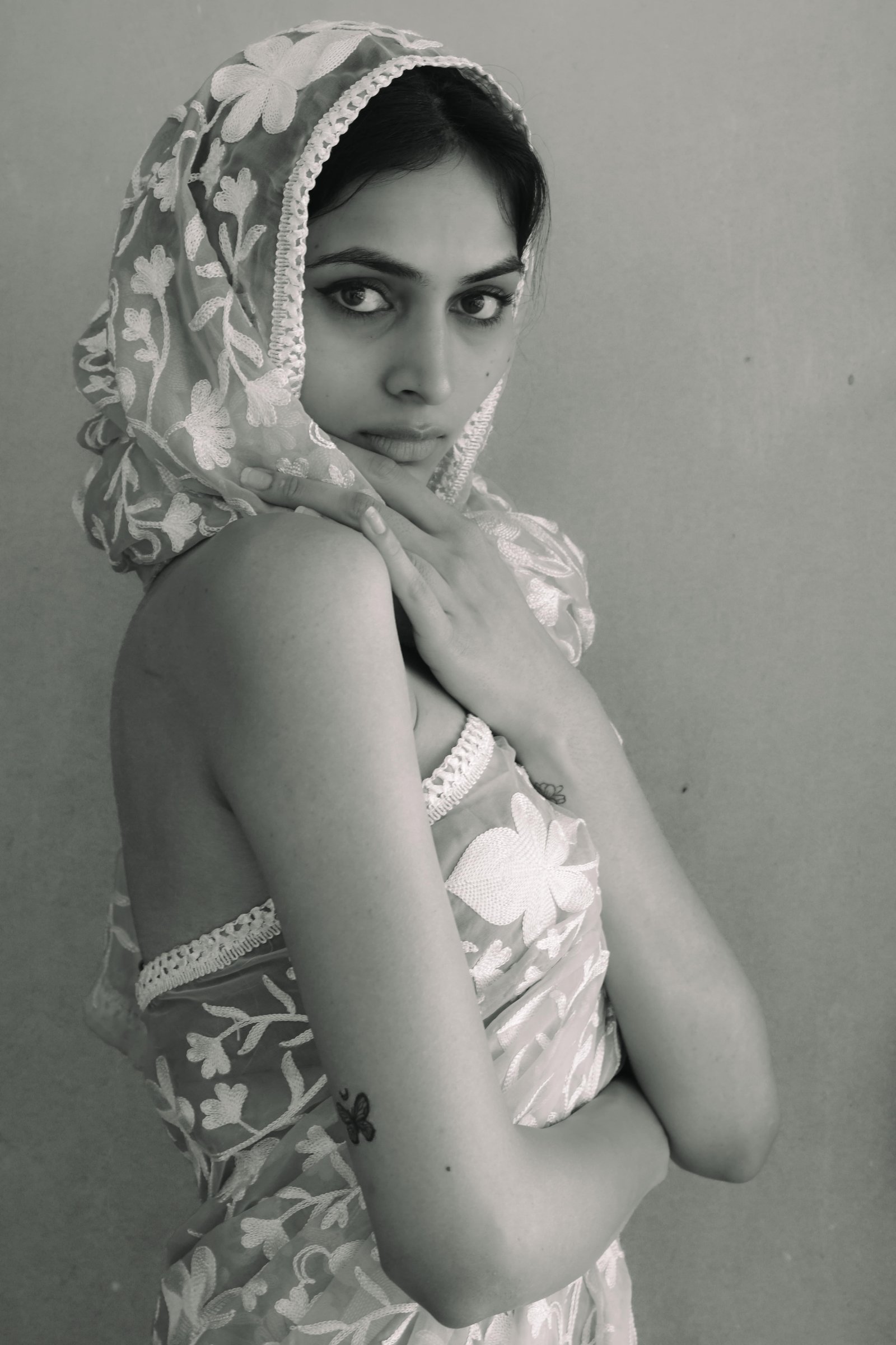 model-img