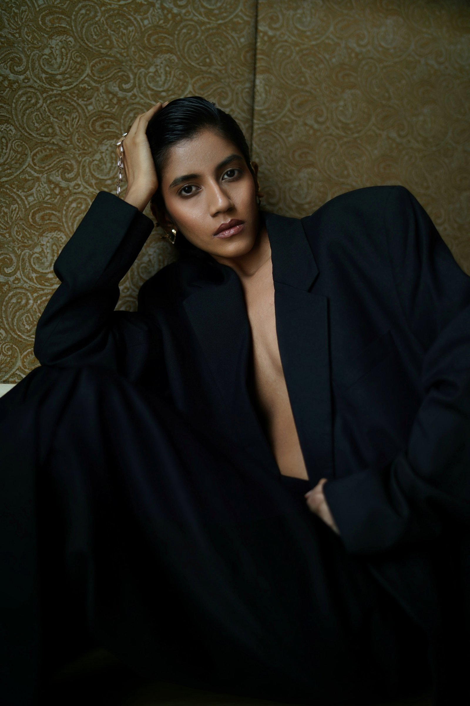 model-img