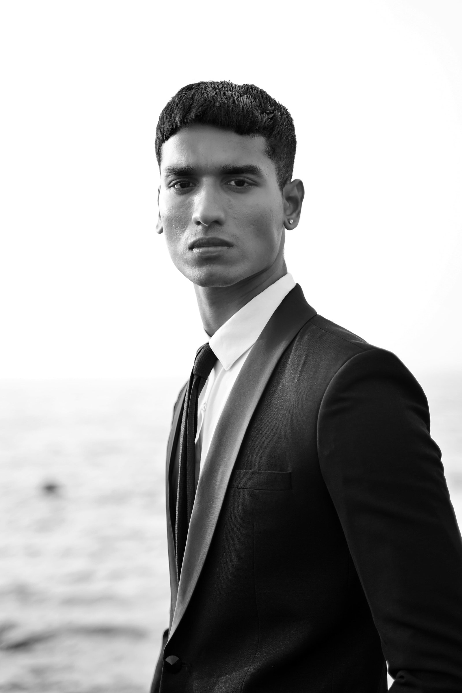 model-img