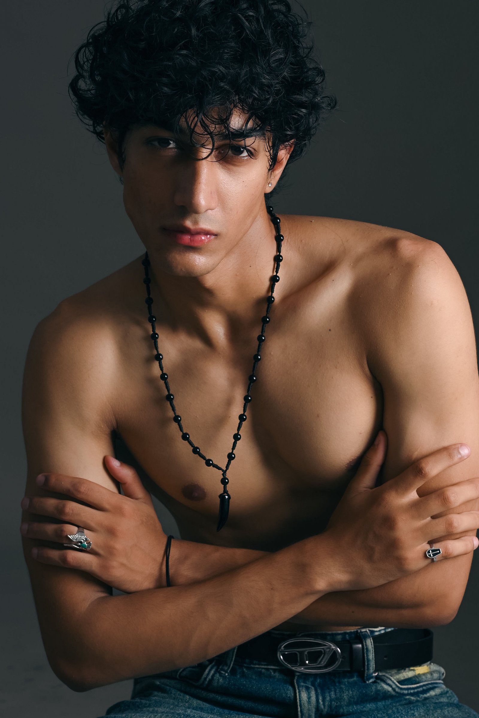 model-img